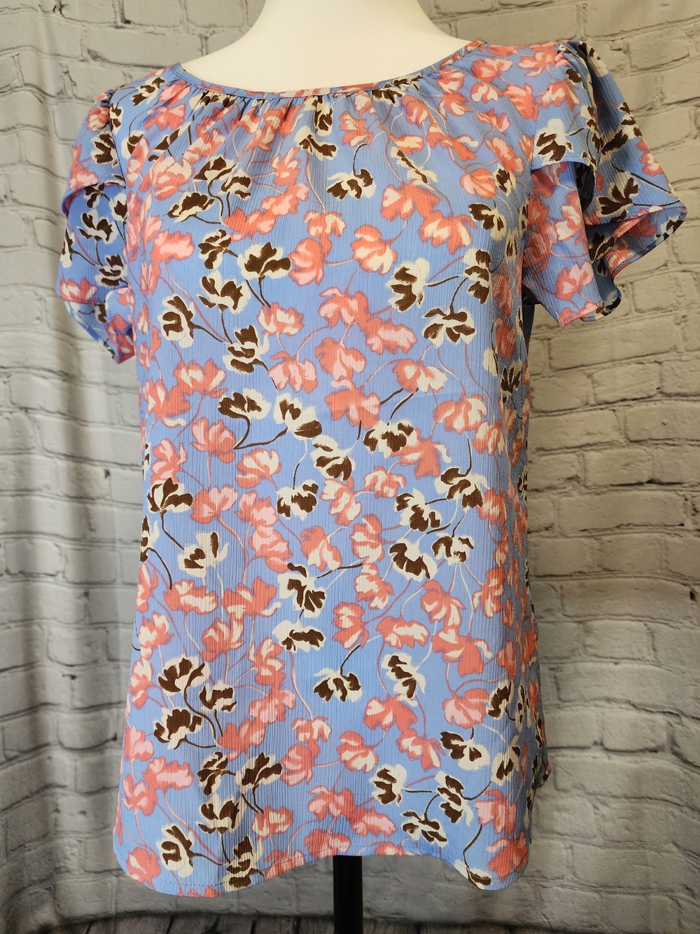 Nine West Light Blue Floral Flutter Sleeve Blouse